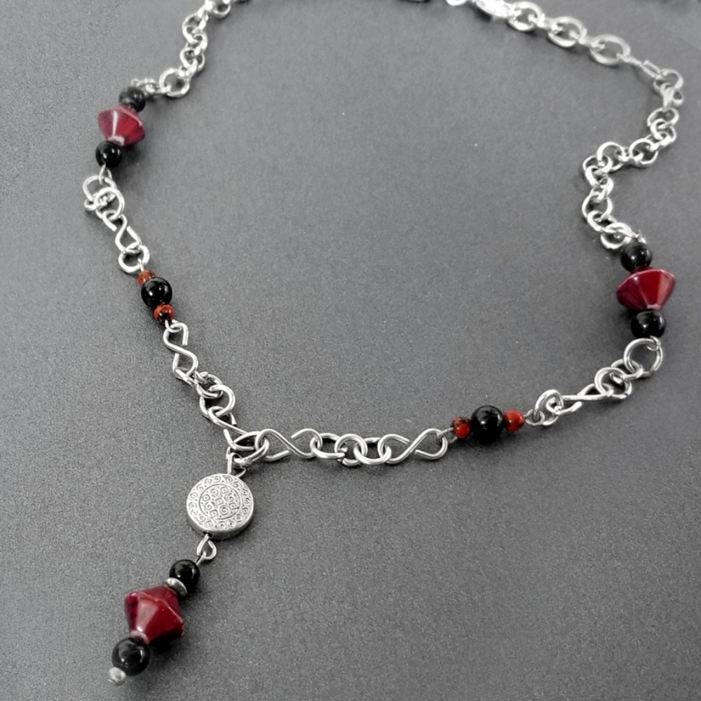 NEW Red & Black Drop Necklace